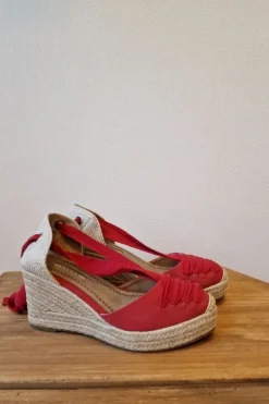 Alpargata de media cuña roja con lazo