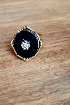 Anillo dorado de acero piedra negra
