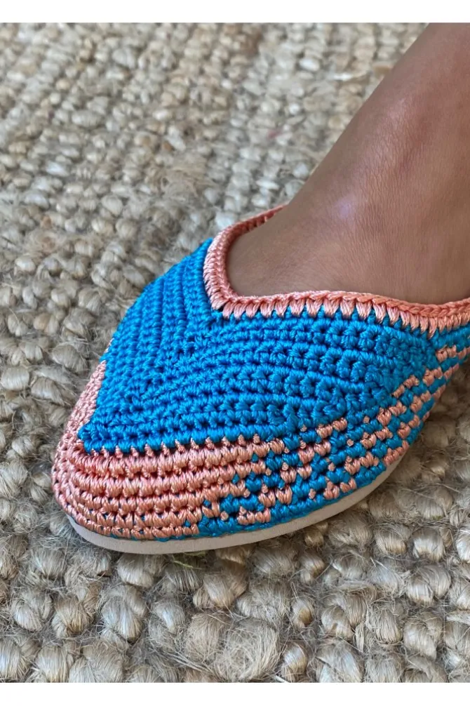 Bailarinas crochet con lazo azul y rosa