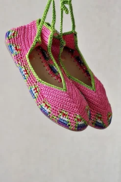 Bailarinas crochet fucsia con lazo