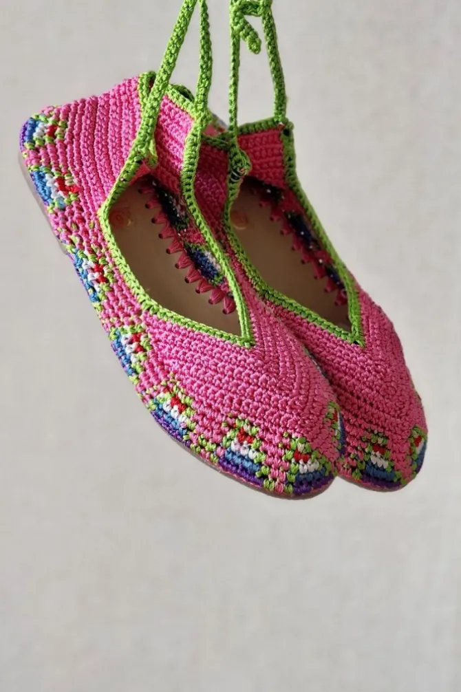 Bailarinas crochet fucsia con lazo