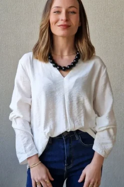 Blusa de cuello pico básica blanca