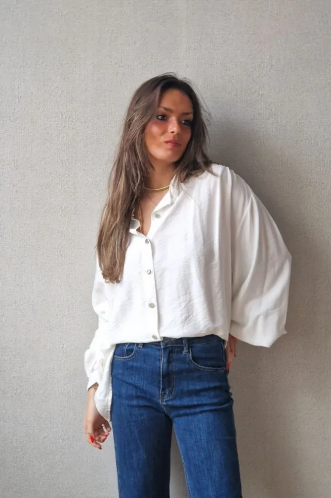 Blusa de mujer oversize blanca