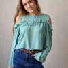Blusa hombros al aire verde bonito