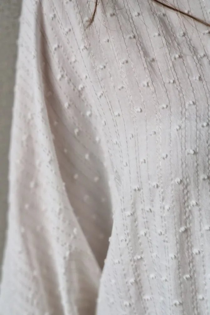 Blusa plumeti y lurex blanca