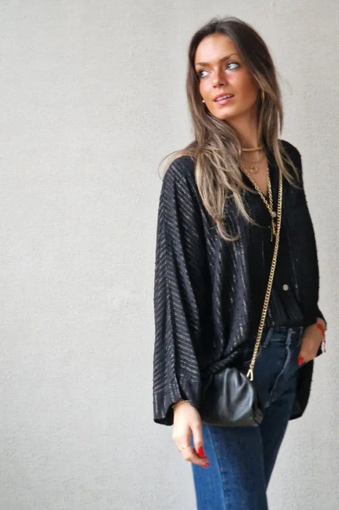 Blusa plumeti y lurex negra