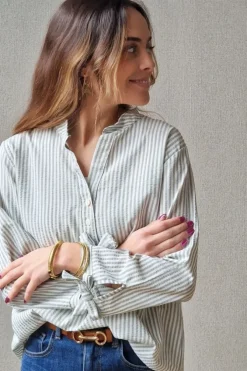 Blusa rayas con botones verde