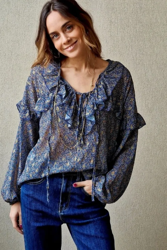 Blusa tipo gasa de flores azul