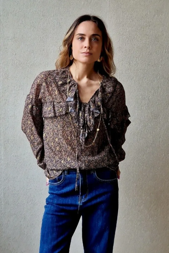 Blusa tipo gasa de flores negra