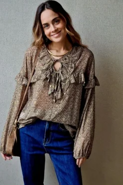 Blusa tipo gasa de flores verde militar