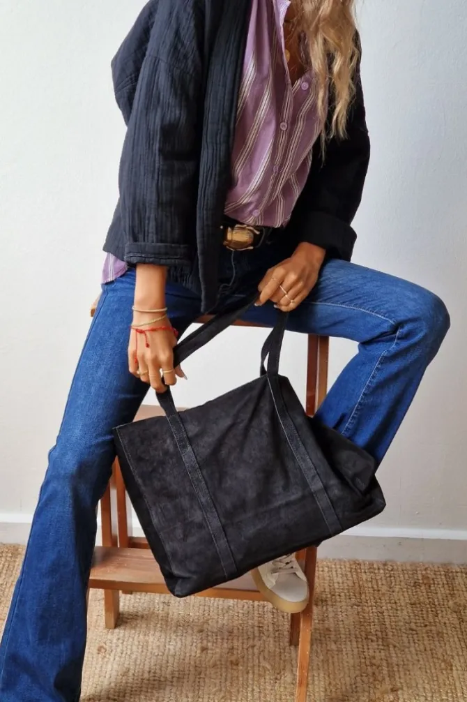 Bolso ante shopping negro
