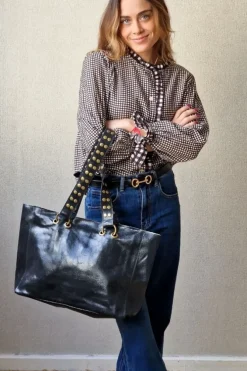 Bolso asas tachuelas negro