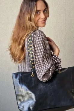 Bolso asas tachuelas negro