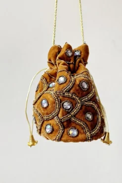 Bolso bombonera camel con piedras