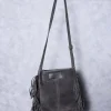 Bolso de ante con flecos gris