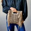 Bolso de ante con flecos y animal prit