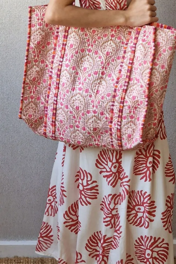 Bolso indio reversible verde flores y rayas coral y rosa