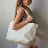 Bolso shopping con cremallera beige