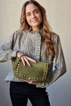 Bolso solapa tachas verde