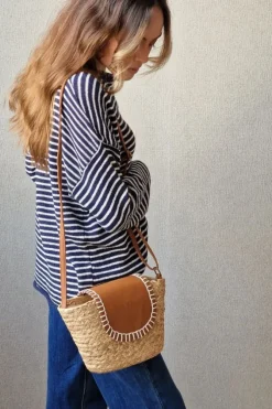 Bolso tipo capazo pequeño