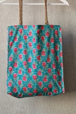 Bolso turquesa y fresa telas indias y yute