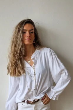 Camisa blanca Teen cuello volantito