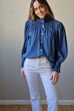 Camisa cuello alto fruncido azul
