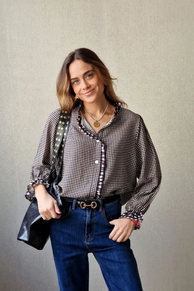 Camisa de cuadros vichy con volante negro