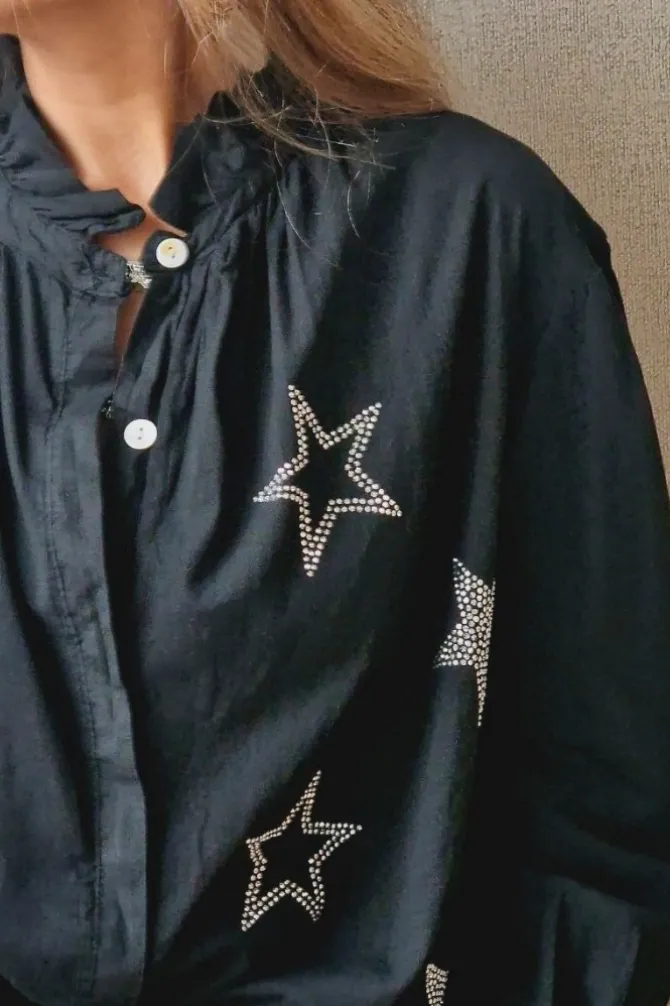 Camisa de estrellas brillos negra