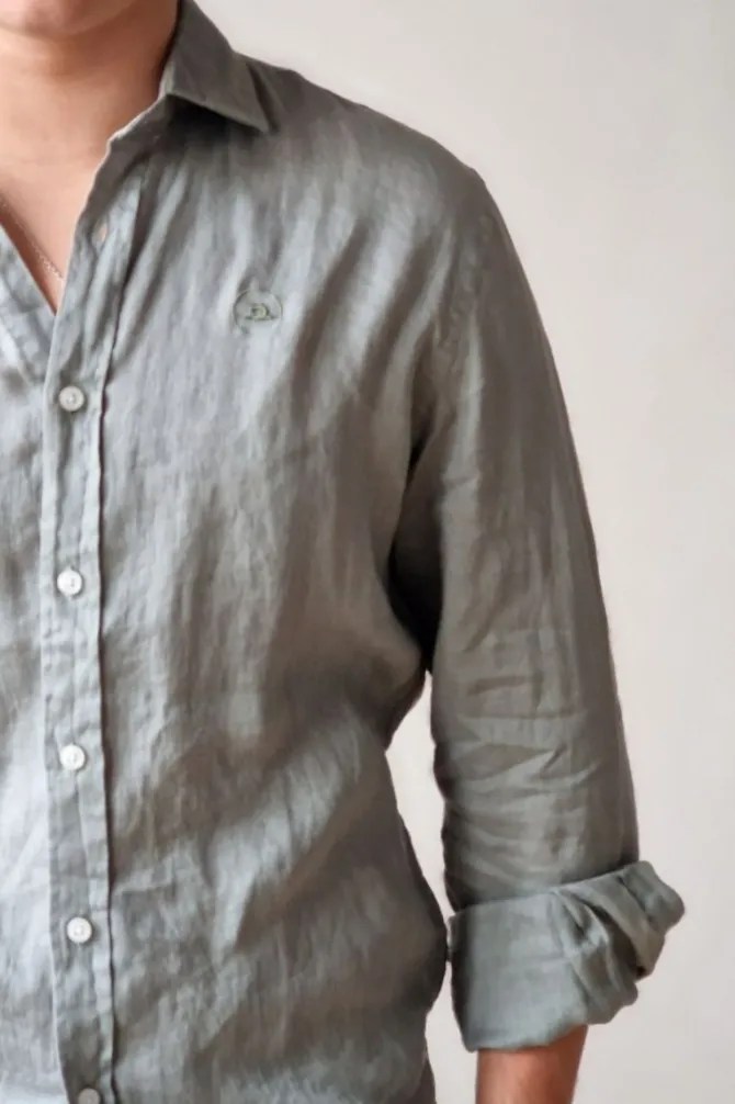 Camisa de lino hombre verde militar