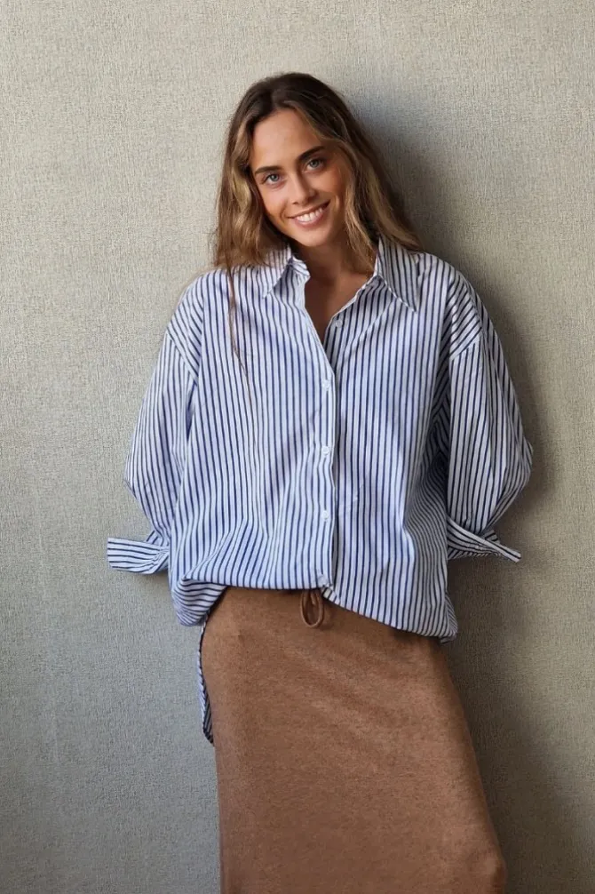 Camisa de oversize de rayas azul