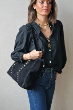 Camisa negra teen con bordados