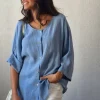 Camisa oversize con manga tres cuartos en color azul