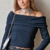 Camiseta Bardot negra