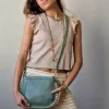 Camiseta básica camel con volantes en los hombros