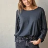 Camiseta básica cuello redondo de manga larga gris