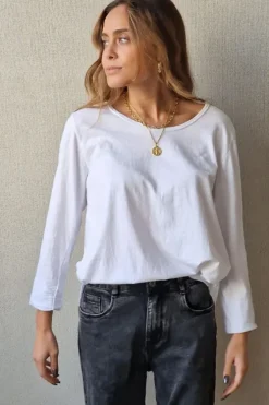 Camiseta básica cuello redondo de manga larga blanca