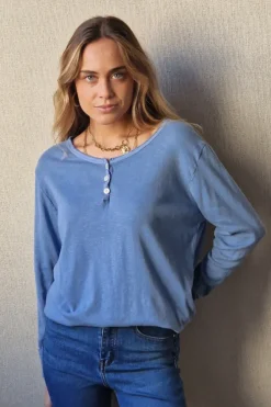 Camiseta manga larga con botones azul jeans