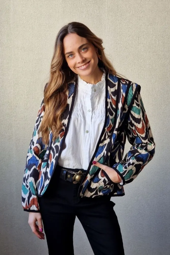 Chaqueta acolchada ikat beige