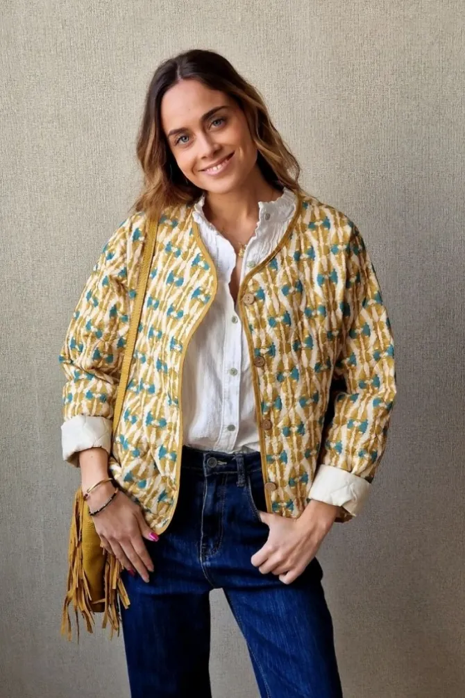 Chaqueta acolchada ikat mostaza