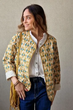 Chaqueta acolchada ikat mostaza