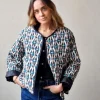 Chaqueta acolchada ikat negra