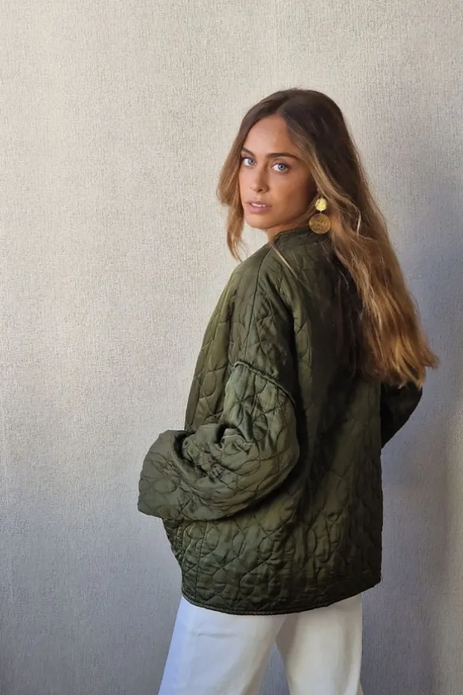 Chaqueta acolchada verde militar