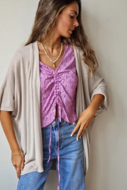 Chaqueta de punto frío en color arena