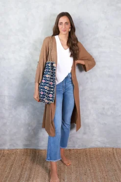 Chaqueta oversize larga de mujer con manga francesa camel