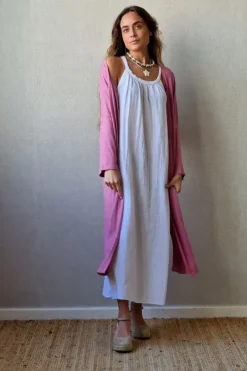 Chaqueta oversize larga de mujer con manga francesa rosa