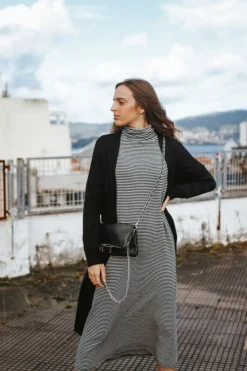 Chaqueta oversize larga de mujer con manga francesa negra