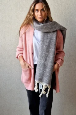 Chaqueta punto canalé botones rosa