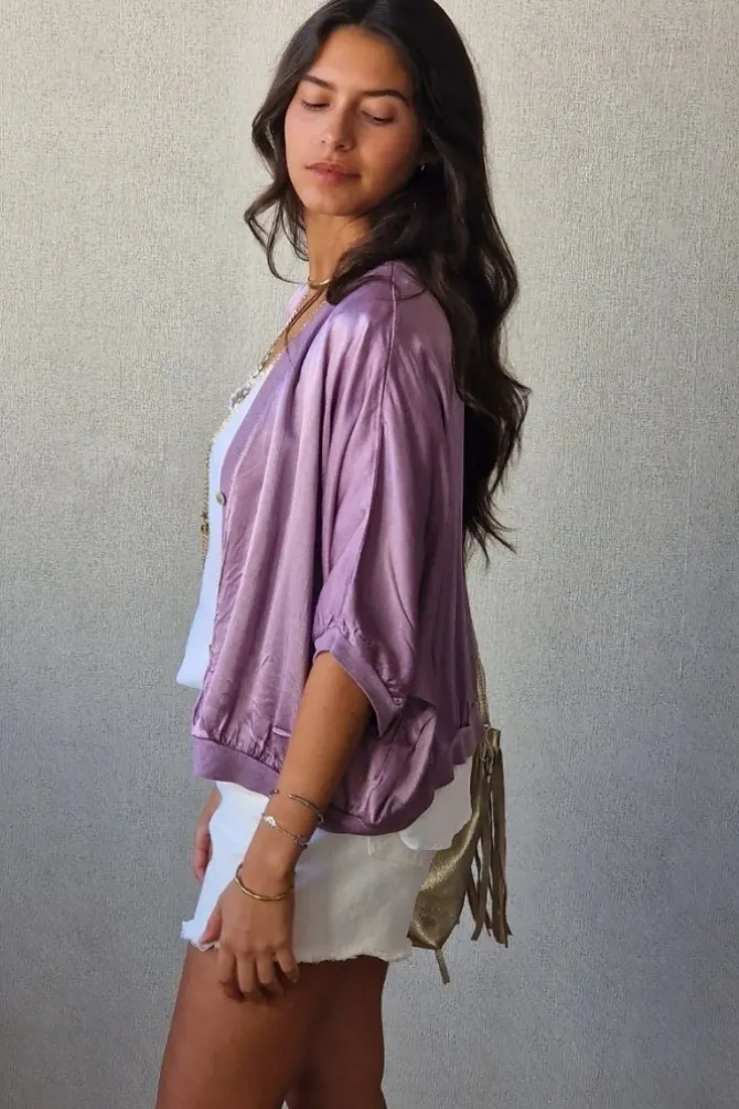 Chaqueta tipo bomber lila