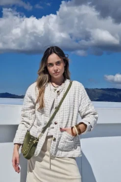 Chaqueta vichy con botones beige
